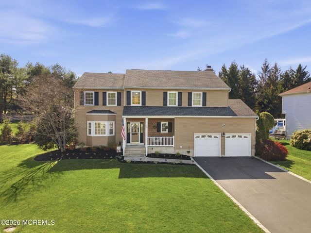 20 Johnny Drive, Farmingdale, NJ 07727