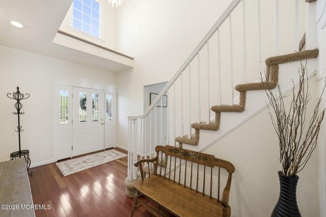 20 Johnny Drive, Farmingdale, NJ 07727