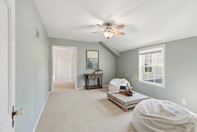 2604 N 89th STREET, Wauwatosa, WI 53226