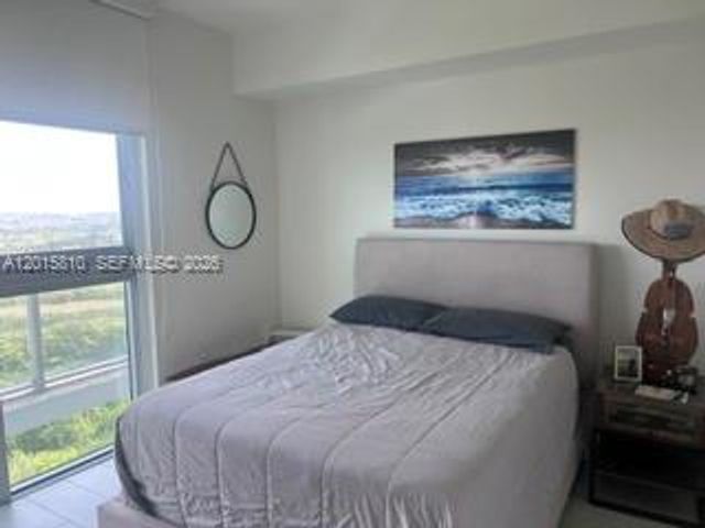 2000 Metropica Way 1902, Sunrise, FL 33323