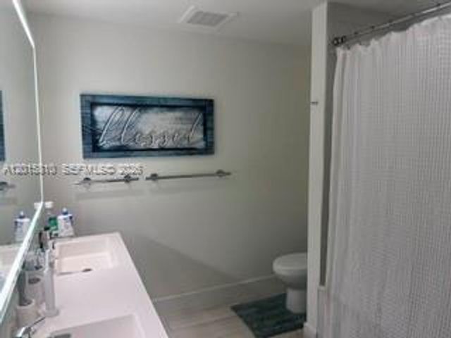 2000 Metropica Way 1902, Sunrise, FL 33323