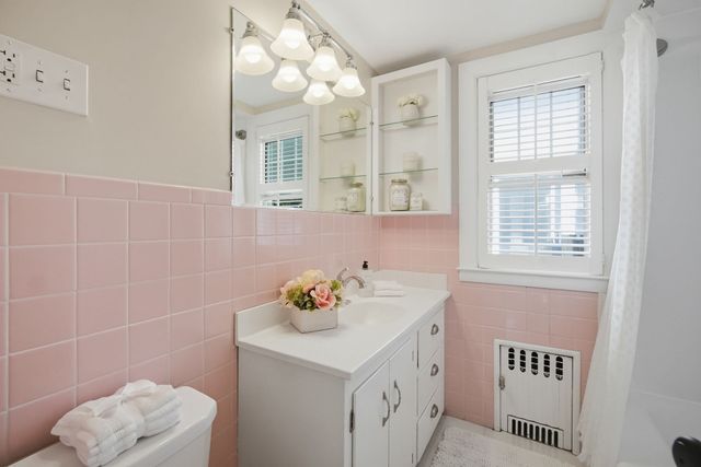 95 Colton Place, Longmeadow, MA 01106