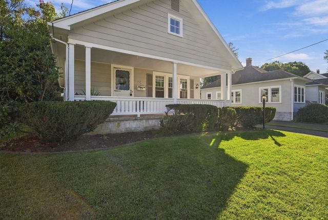 95 Colton Place, Longmeadow, MA 01106