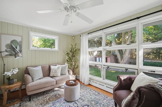 95 Colton Place, Longmeadow, MA 01106