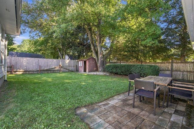 95 Colton Place, Longmeadow, MA 01106