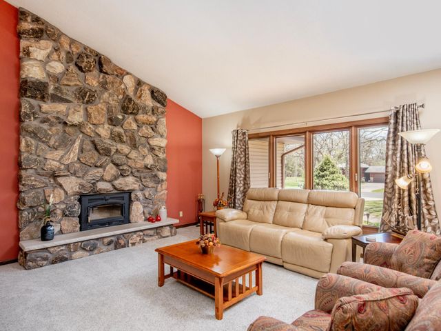 7191 163rd Avenue NW, Anoka, MN 55303