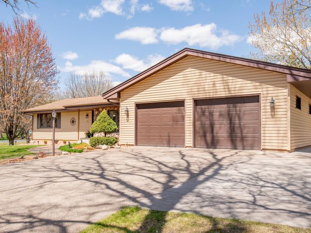 7191 163rd Avenue NW, Anoka, MN 55303