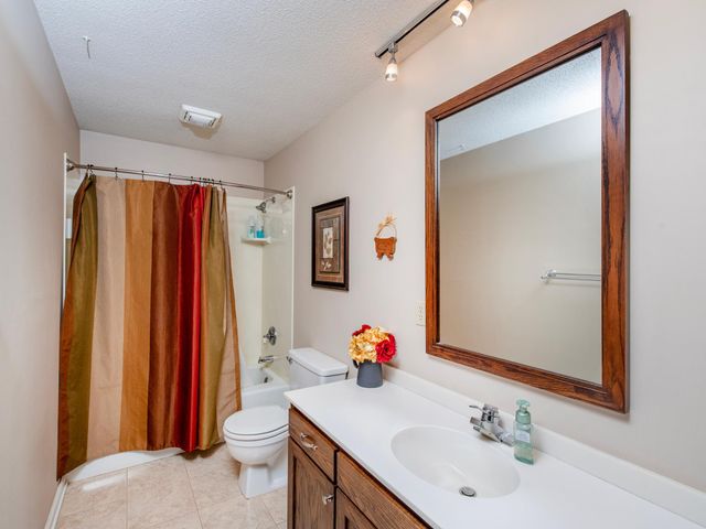 7191 163rd Avenue NW, Anoka, MN 55303