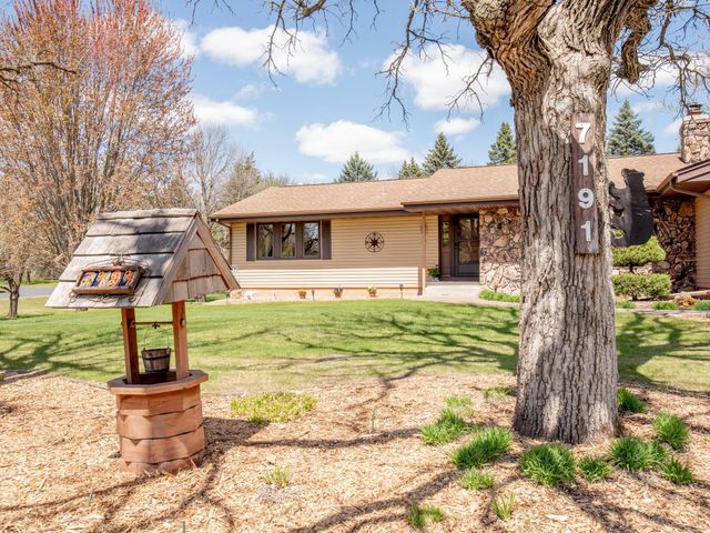 7191 163rd Avenue NW, Anoka, MN 55303