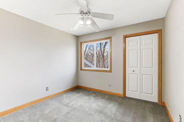 15008 1st Avenue S, Burnsville, MN 55306