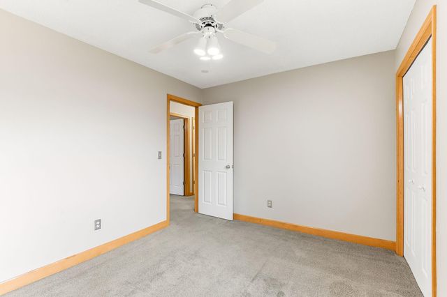 15008 1st Avenue S, Burnsville, MN 55306