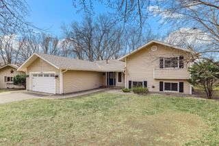 15008 1st Avenue S, Burnsville, MN 55306