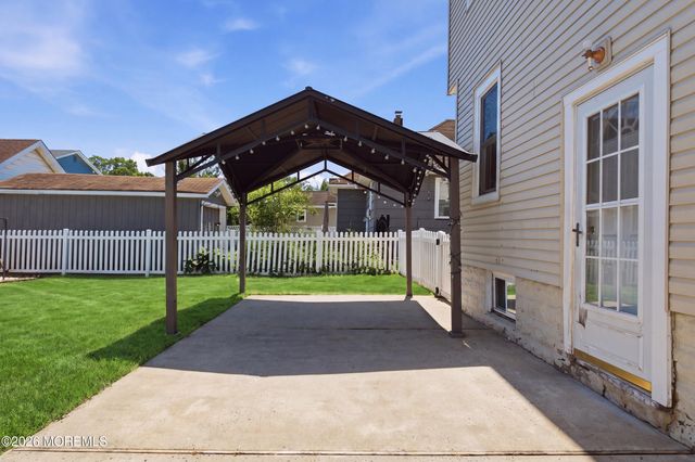 30 W Park Avenue, Avenel, NJ 07001