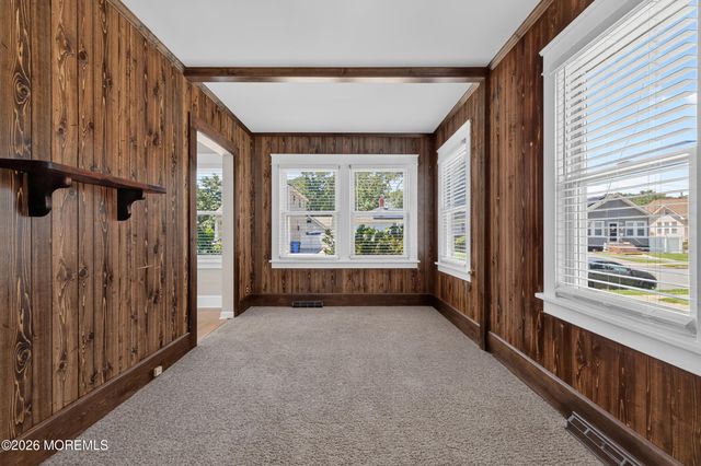 30 W Park Avenue, Avenel, NJ 07001