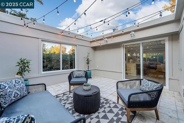 1180 Running Springs 4, Walnut Creek, CA 94595