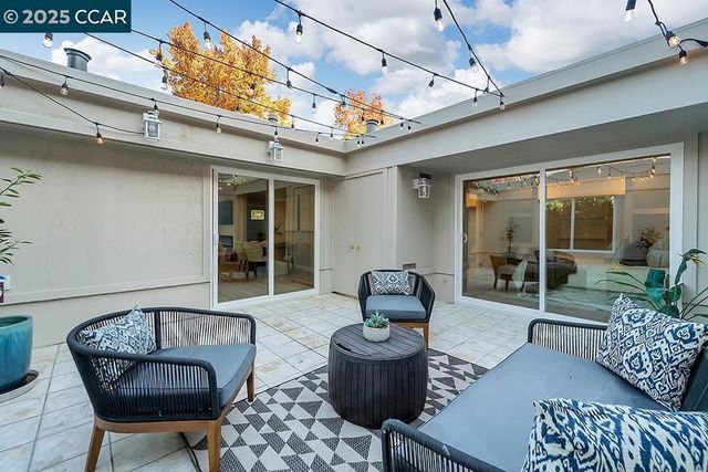 1180 Running Springs 4, Walnut Creek, CA 94595