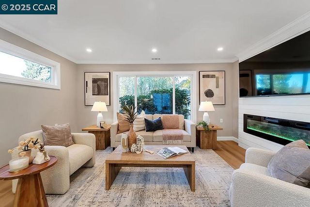 1180 Running Springs 4, Walnut Creek, CA 94595