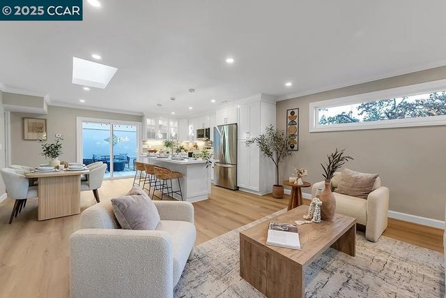 1180 Running Springs 4, Walnut Creek, CA 94595