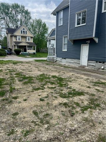 10213 Hampden Avenue, Cleveland, OH 44108