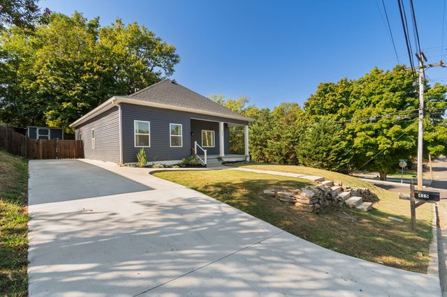 415 W 13th St, Columbia, TN 38401