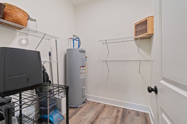 415 W 13th St, Columbia, TN 38401