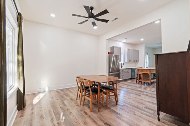415 W 13th St, Columbia, TN 38401