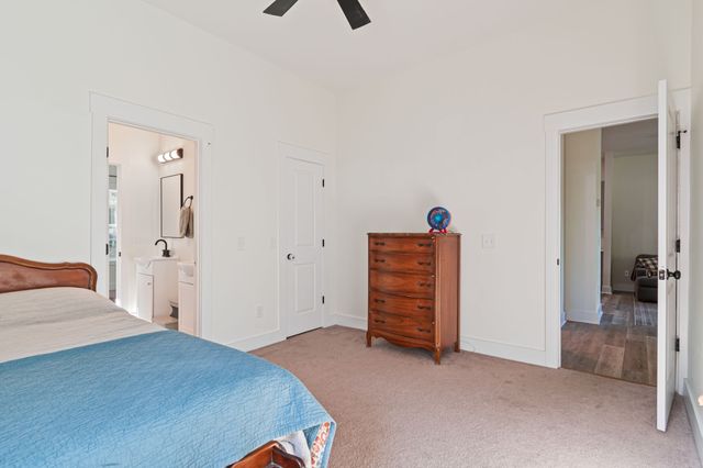415 W 13th St, Columbia, TN 38401