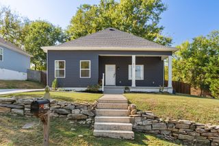415 W 13th St, Columbia, TN 38401