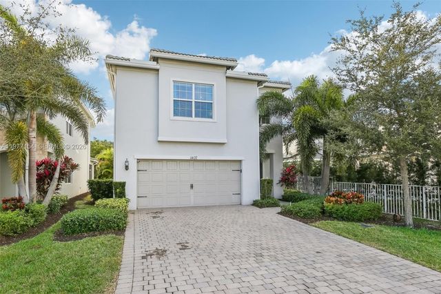 1402 Myrtle Oak Ter, Hollywood, FL 33021
