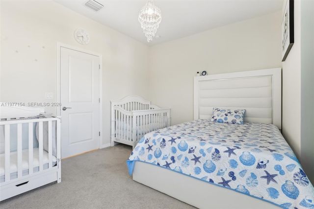 1402 Myrtle Oak Ter, Hollywood, FL 33021