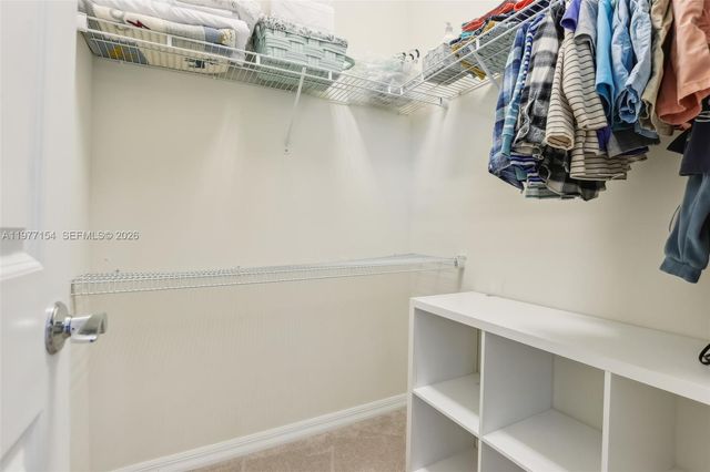 1402 Myrtle Oak Ter, Hollywood, FL 33021