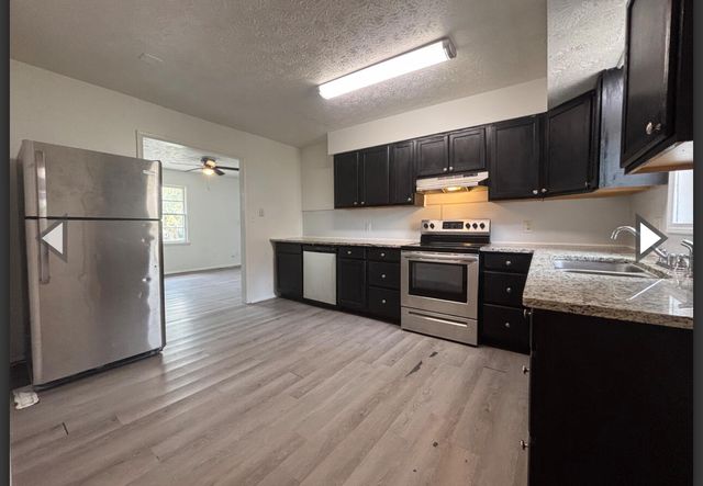 2541 East Commercial Street, Springfield, MO 65803