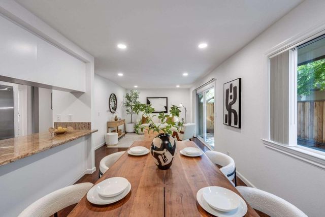 99 Sherland Avenue B, Mountain View, CA 94043