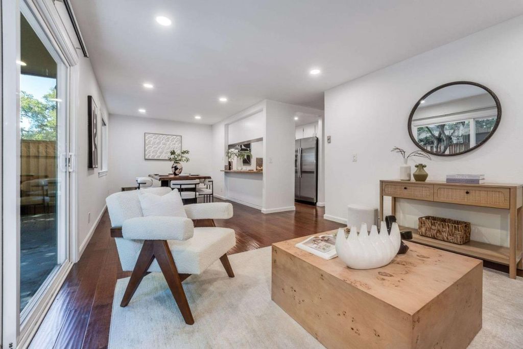 99 Sherland Avenue B, Mountain View, CA 94043