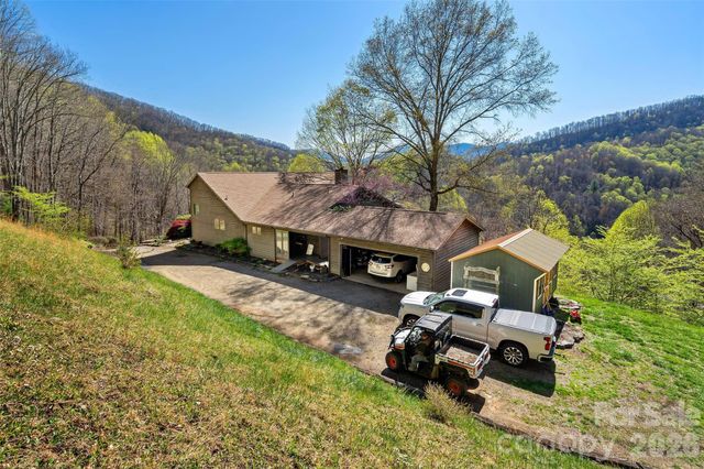 311 Pisgah Mine Road, Burnsville, NC 28714