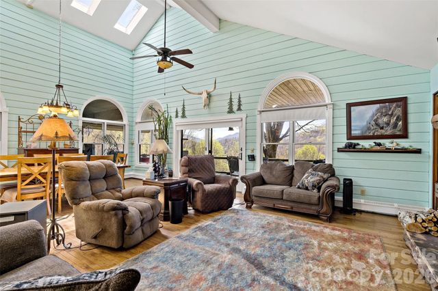 311 Pisgah Mine Road, Burnsville, NC 28714