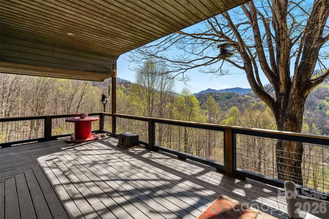 311 Pisgah Mine Road, Burnsville, NC 28714