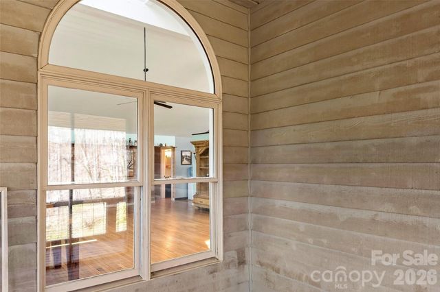 311 Pisgah Mine Road, Burnsville, NC 28714