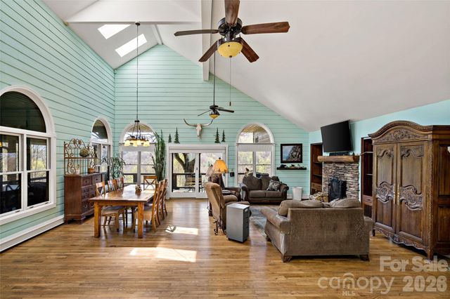 311 Pisgah Mine Road, Burnsville, NC 28714