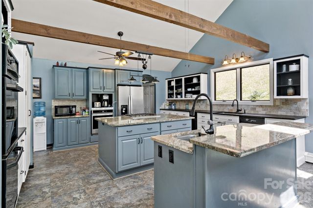 311 Pisgah Mine Road, Burnsville, NC 28714