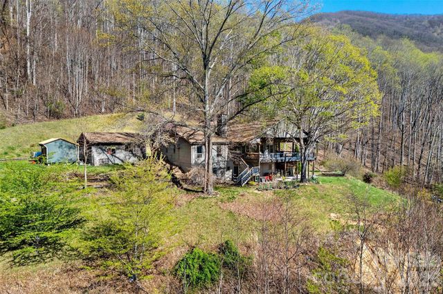 311 Pisgah Mine Road, Burnsville, NC 28714