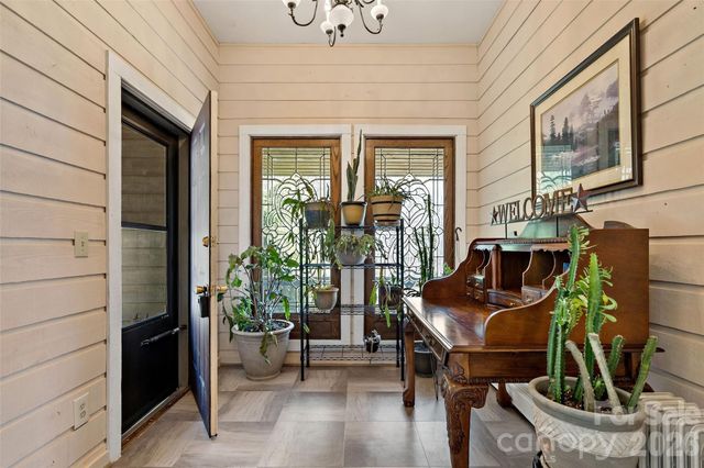 311 Pisgah Mine Road, Burnsville, NC 28714