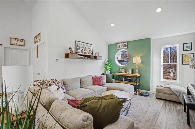 125 Wolverine Drive, Waleska, GA 30183