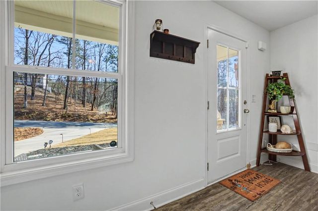 125 Wolverine Drive, Waleska, GA 30183