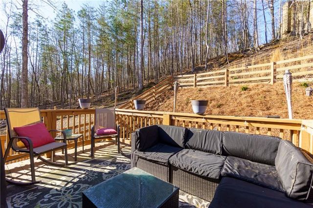 125 Wolverine Drive, Waleska, GA 30183