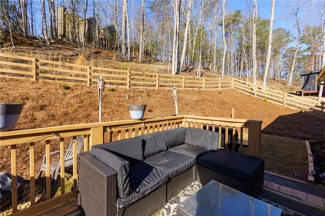 125 Wolverine Drive, Waleska, GA 30183