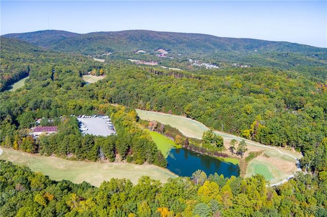 125 Wolverine Drive, Waleska, GA 30183