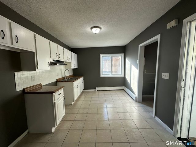 157 Rubber Avenue 2, Naugatuck, CT 06770