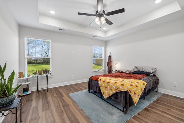 3165 Lights Chapel Rd, Greenbrier, TN 37073