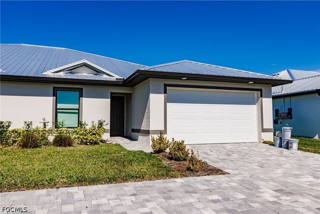 925 SE 14th ST, Cape Coral, FL 33990